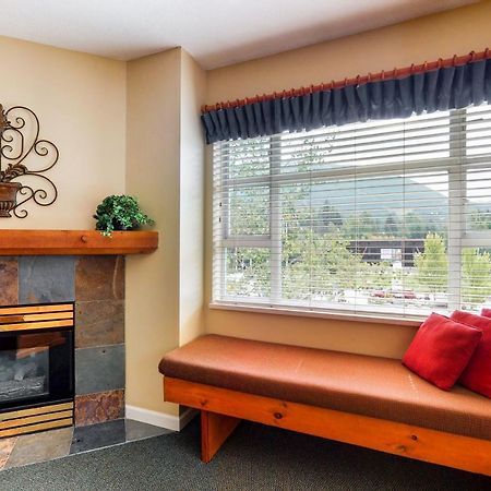 Marketplace Lodge Whistler Ngoại thất bức ảnh