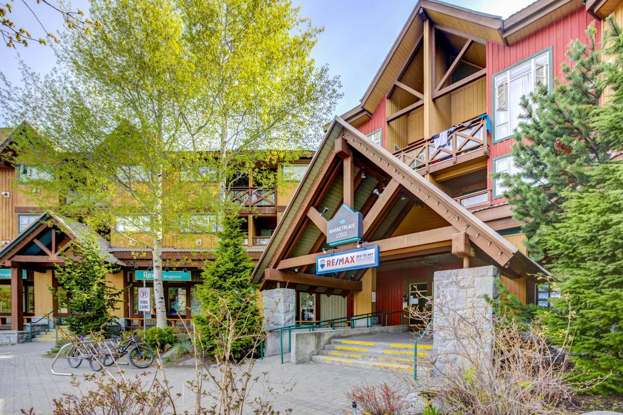 Marketplace Lodge Whistler Phòng bức ảnh